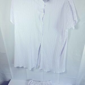 Chic White Crinkle Women's Blouse